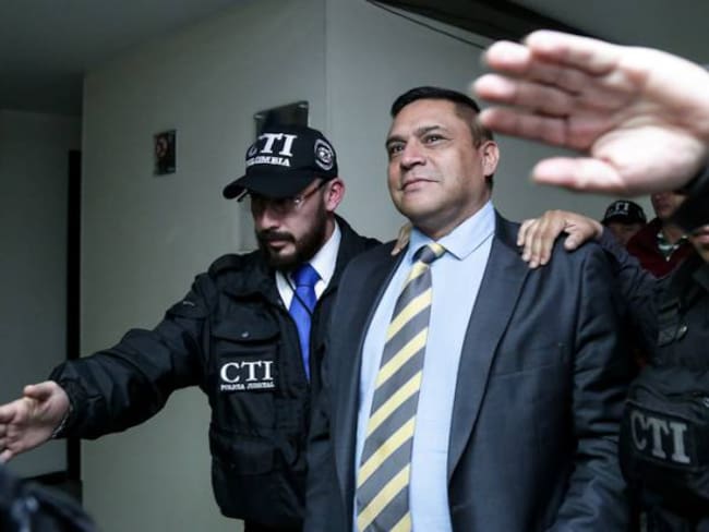 En el complejo judicial de Paloquemao se llevó a cabo la audiencia de legalización de captura del General (r) Humberto Guatibonza, implicado en las chuzadas.