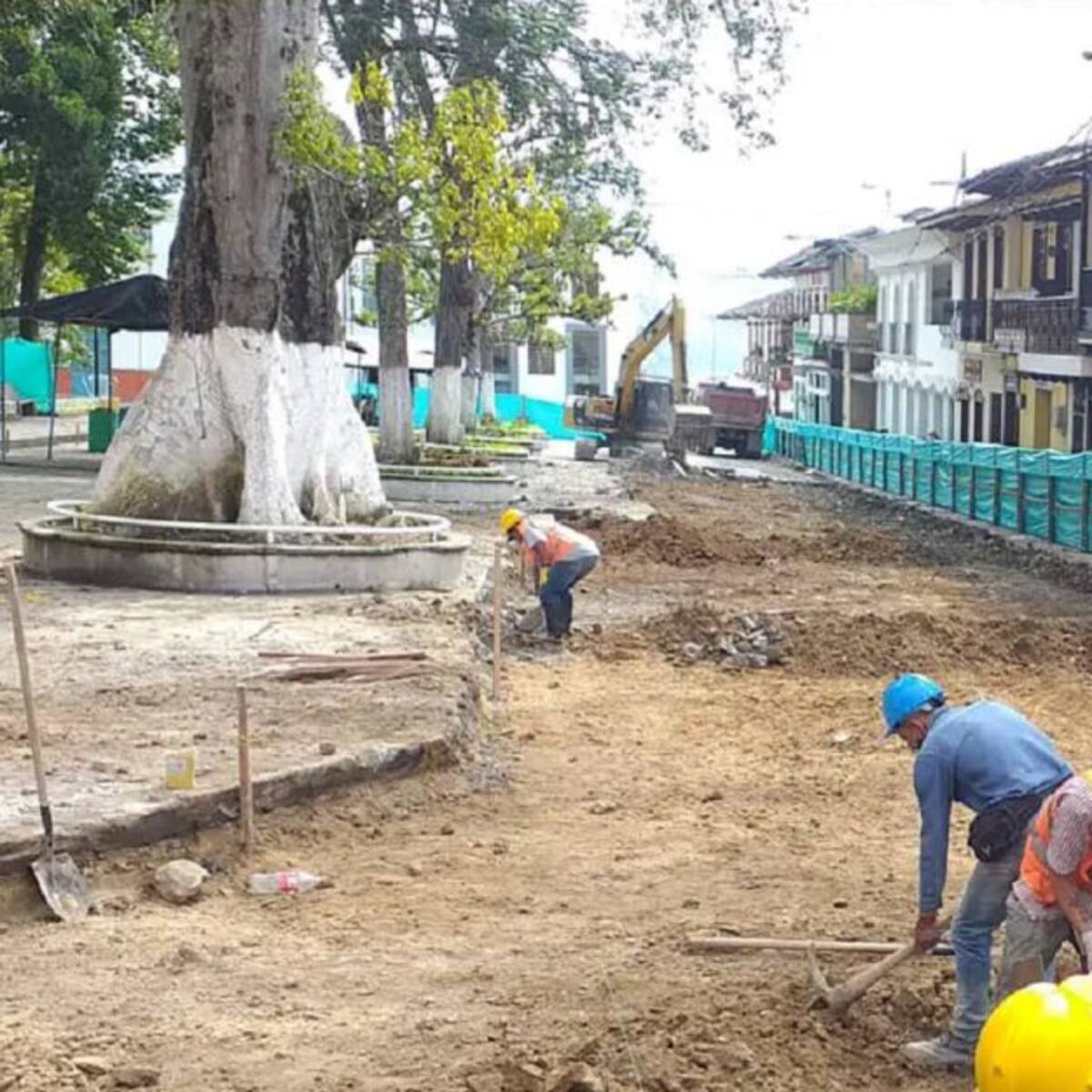 Obras de infraestructura vial para mejorar la conectividad en Salamina