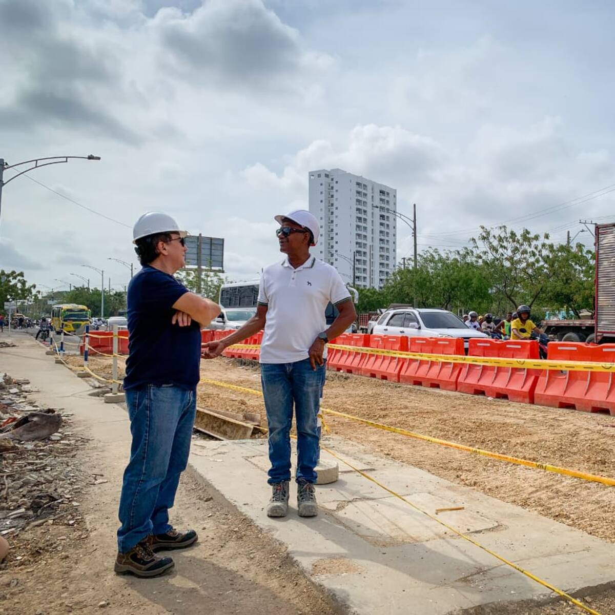 Instalación de tubería para conducir agua cruda en Cartagena avanza en 70%