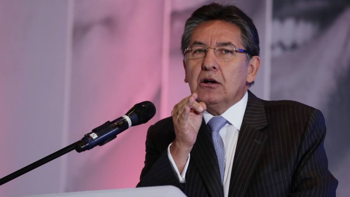 Toda interceptación requiere control de legalidad: Néstor Humberto Martínez