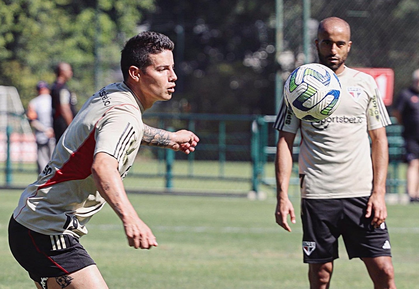 James Rdríguez entrenando con Sao Paulo | Foto: Sao Paulo Fc (Twitter)