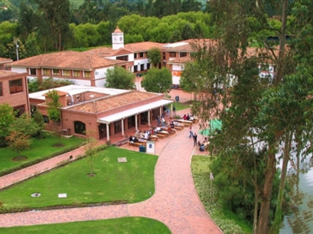 Universidad de La Sabana rectifica que la homosexualidad sea una enfermedad