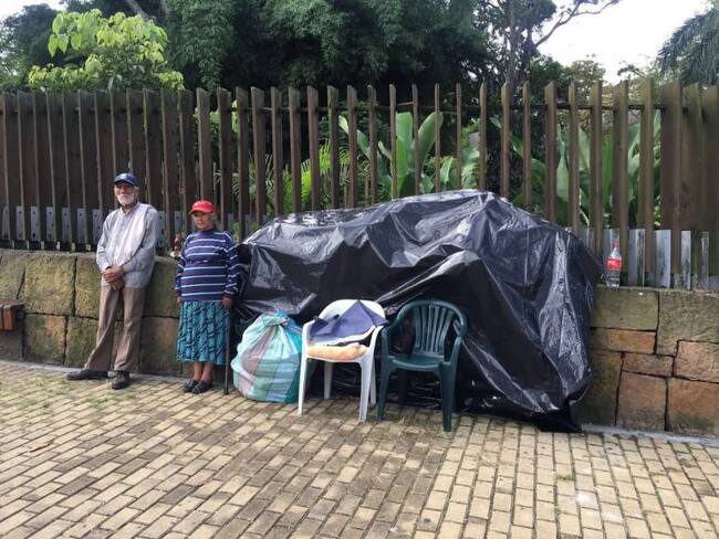 Adultos mayores abandonados en vía a Cúcuta
