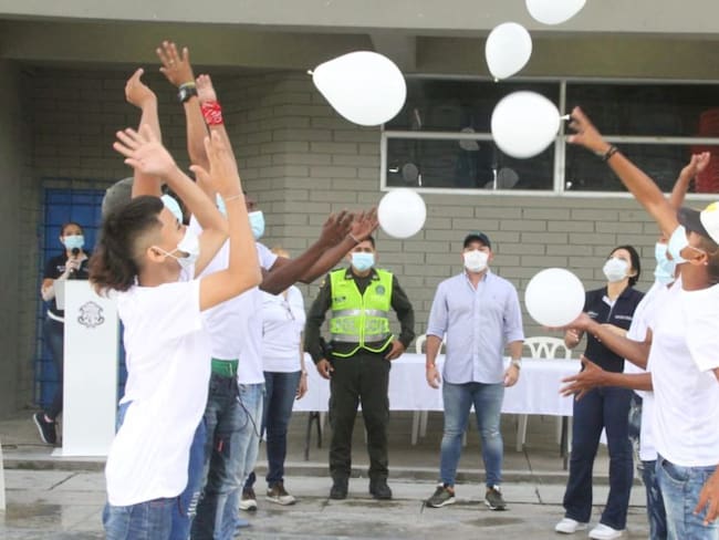 70 jóvenes firman pacto de no agresión en Barranquilla