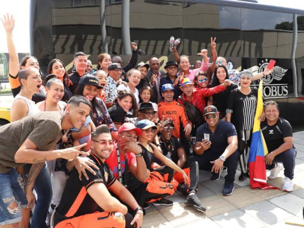 Luego del Super Bowl, becas de estudio para bailarines de Swing Latino