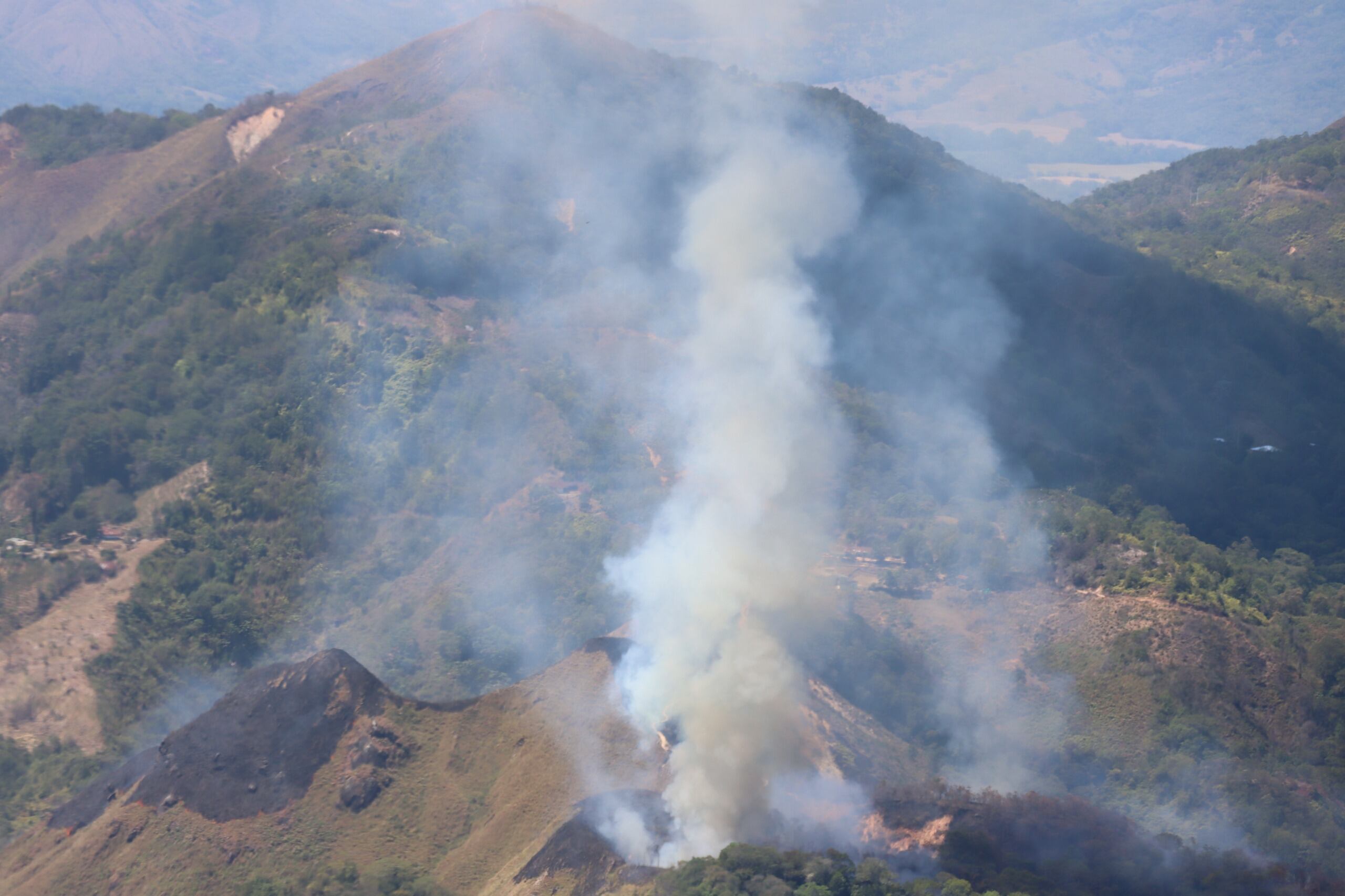 El incendio forestal se presenta en zona rural del municipio de Natagaima, Tolima