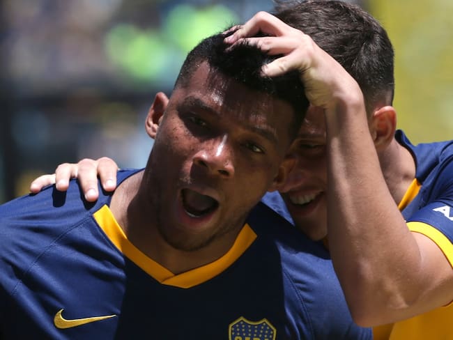 Fabra toca la puerta de Queiroz: doblete en goleada de Boca Juniors