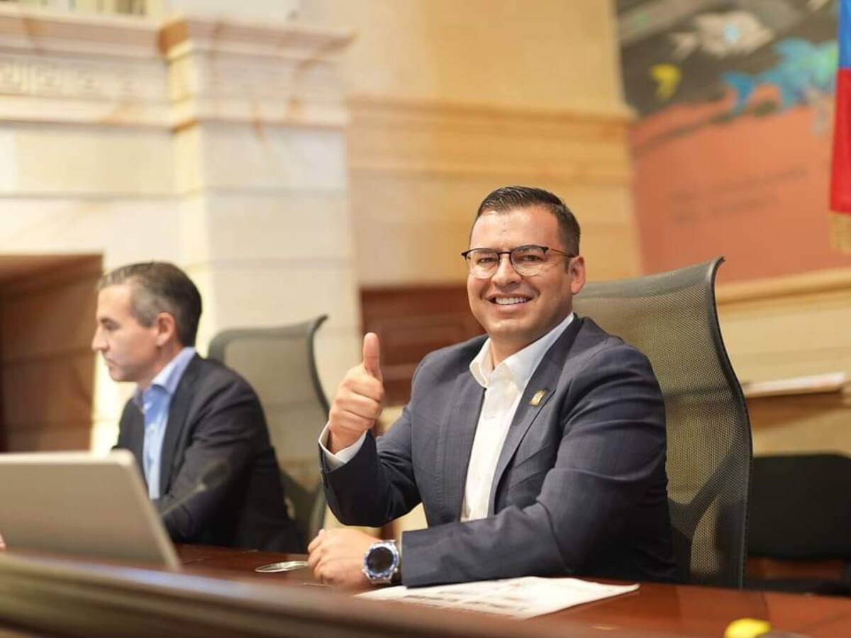 Al Oído | “Yo venía dizque a descansar”: el presidente de la Cámara y sus mayores perlas