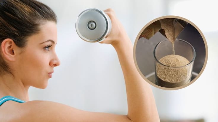 Imagen de referencia // mujer levantando pesa // En el círculo levadura de cerveza en polvo  // Getty Images