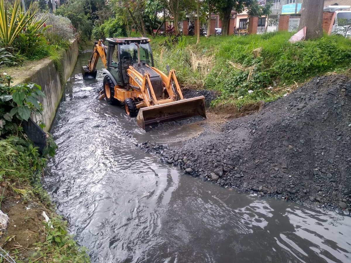 Dosquebradas inició limpieza en sectores de riesgo para evitar emergencias por temporada de lluvias