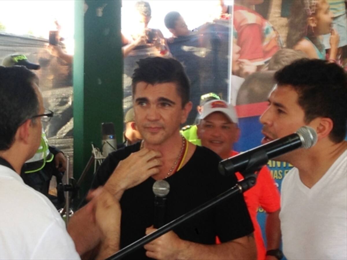 Juanes graba en Montería versión de "El odio por amor" con aire de porro