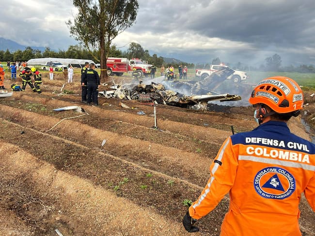 ¿Qué se sabe del despegue de la avioneta en que viajaba Yeison Jiménez? Defensa Civil explicó