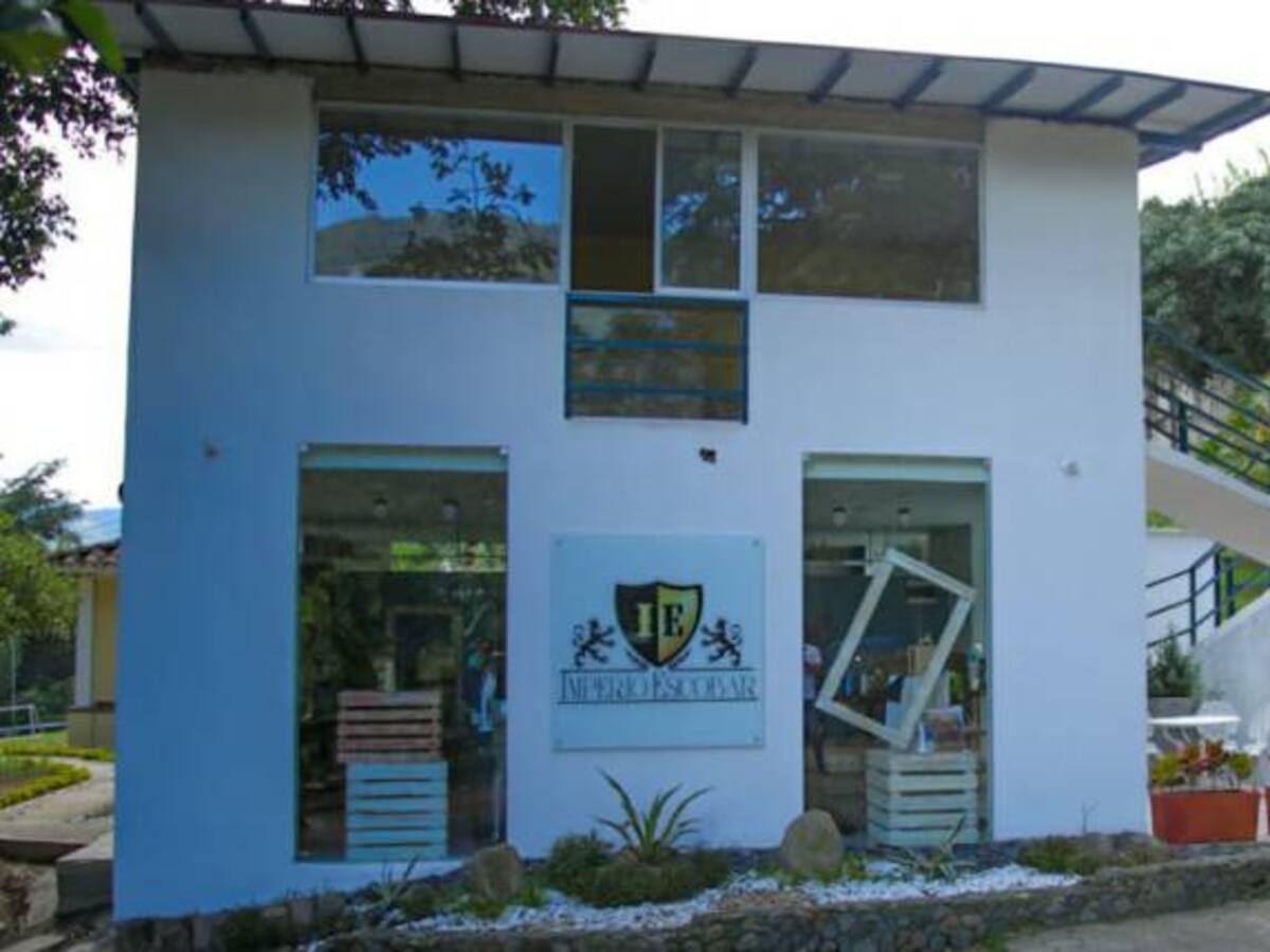 Hermano de Pablo Escobar dijo que es mentira lo de la caleta encontrada