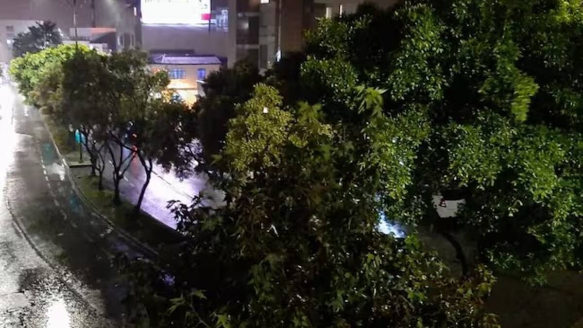 Lluvias generan afectaciones en varias vías e inundaciones en una vivienda en Manizales