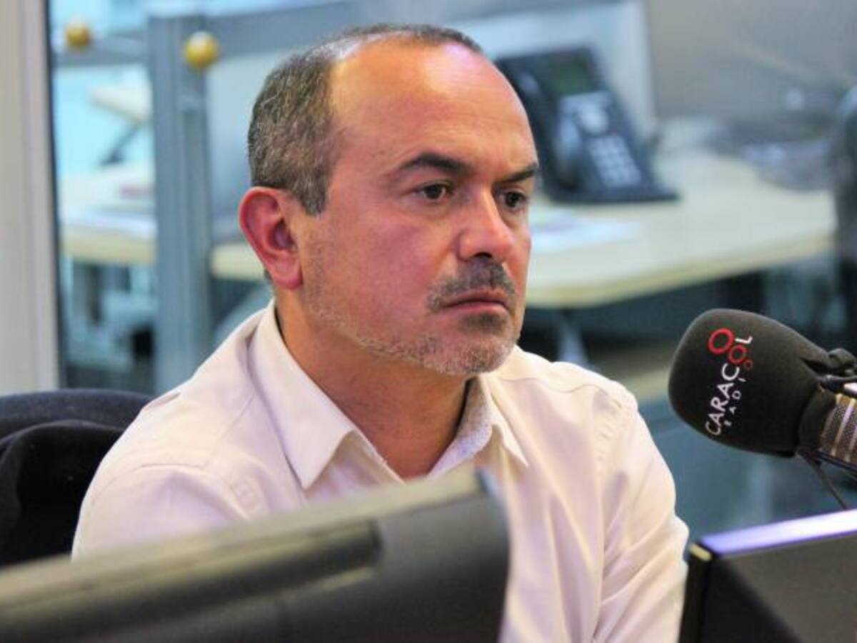 Votar en el Congreso una proposición para refrendar el acuerdo es estrambótico: Cuervo