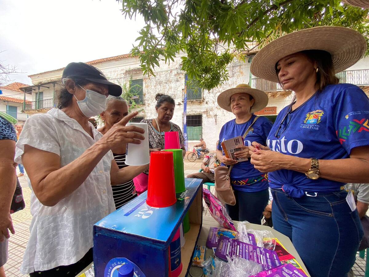 Justo Bolívar se hizo presente en el FestiJazz, acercando la justicia a los momposinos