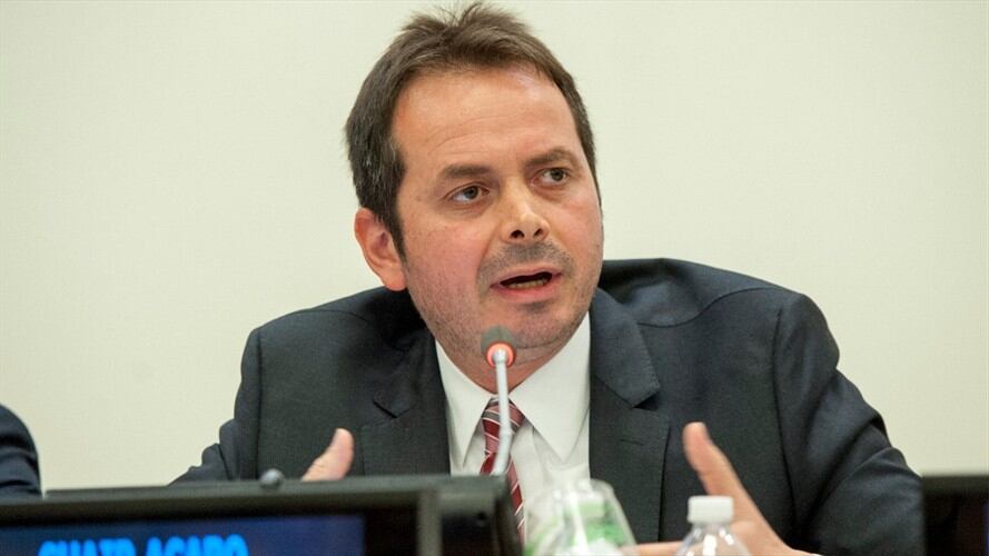 Carlos Ruiz Massieu se pronuncia sobre elección de Gustavo Petro.