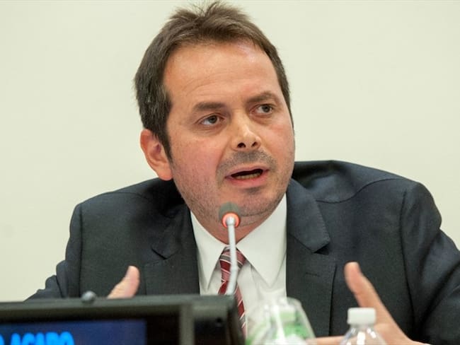 Carlos Ruiz Massieu se pronuncia sobre elección de Gustavo Petro