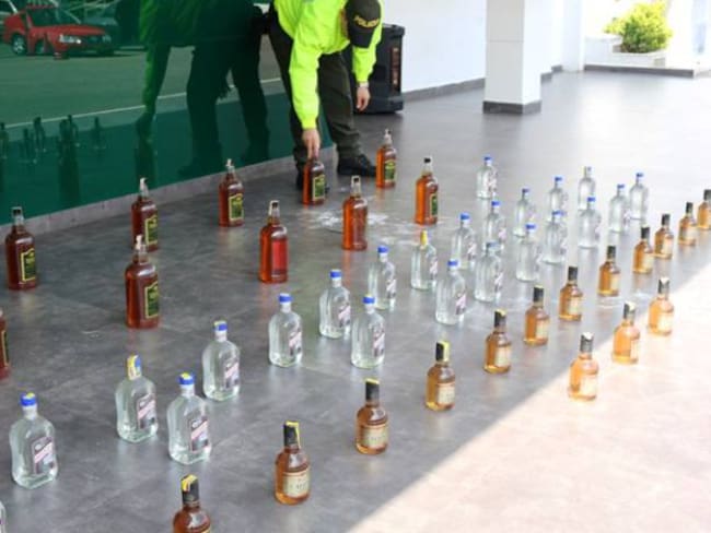 296 botellas de licor fueron incautadas en Duitama, Boyacá