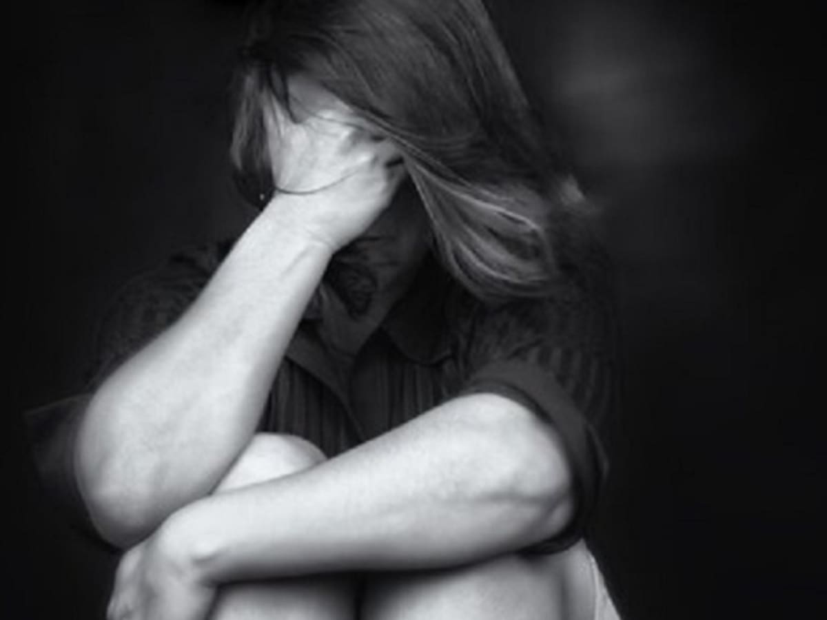 Joven descubre haber sido violada por sus amigos en publicación de Facebook