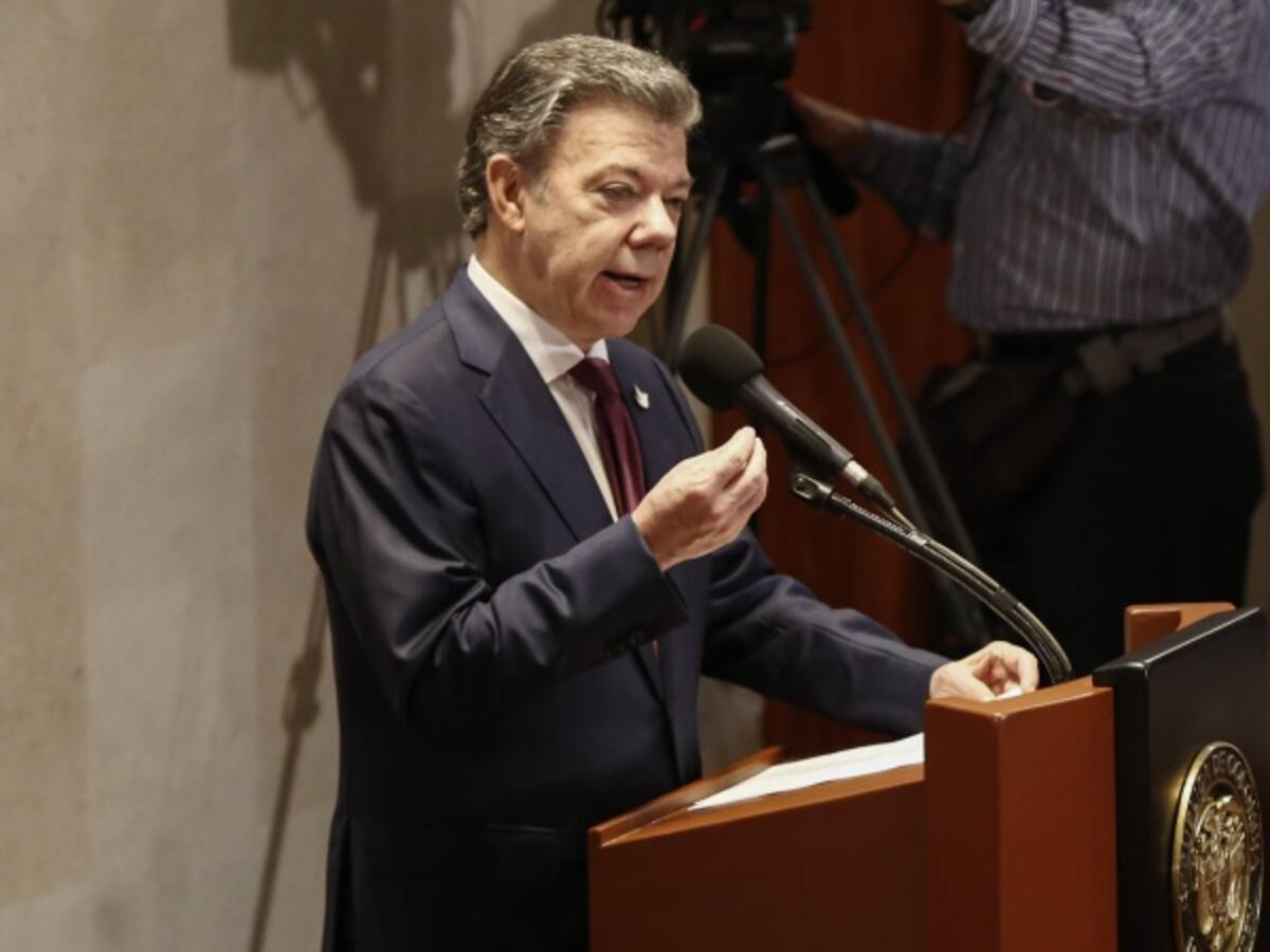 Las economías sanas son las que crecen y generan empleo: Santos