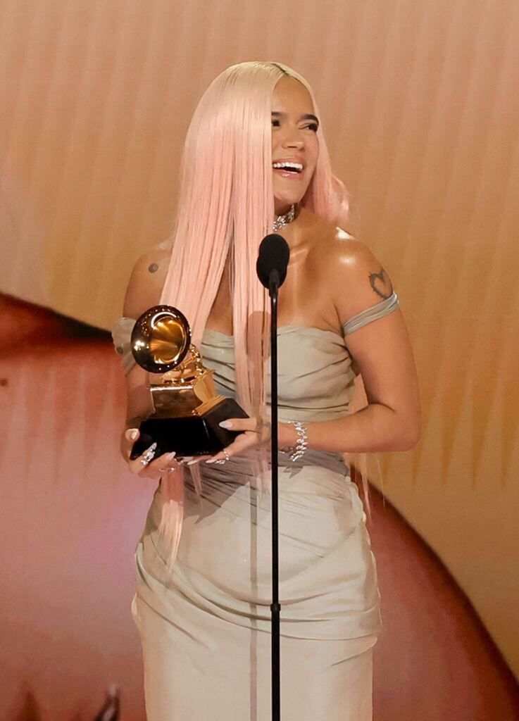 Karol G ganó su primer Grammy a mejor álbum de música urbana por ‘Mañana será bonito’. Foto: Getty Images.