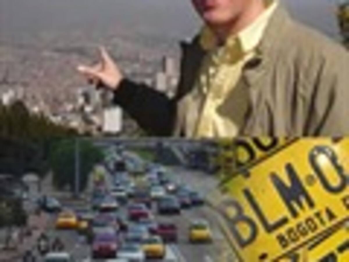 Alcaldía de Bogotá estudia posibles modificaciones al pico y placa. Fernando Álvarez, secretario de movilidad