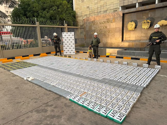885 kilos de cocaína ocultos en un bloque de piedra travertino en Cartagena