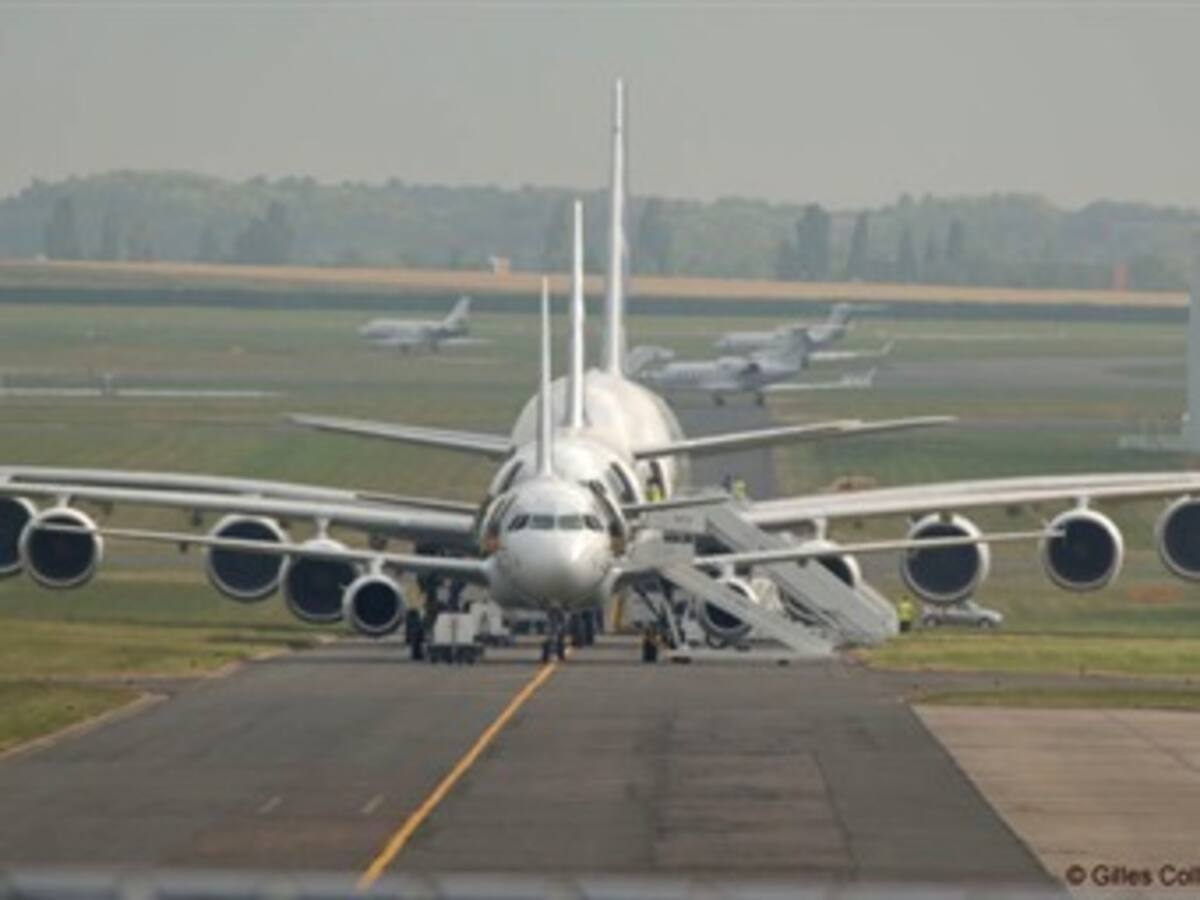 El espacio aéreo europeo vuelve a la normalidad, según la CE