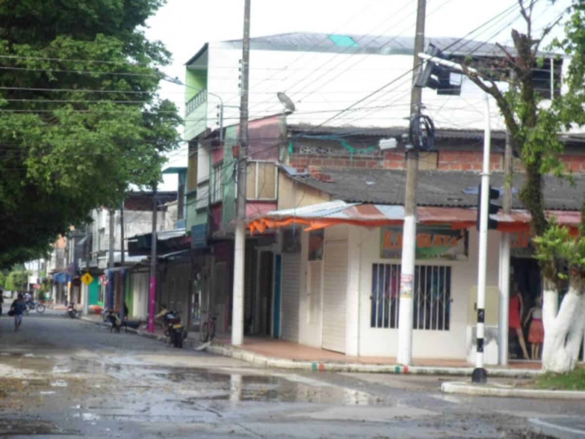 Amanece cerrado paso entre Venezuela y Arauca