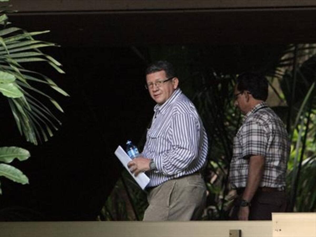 Las Farc dicen que Ejército intentó rescatar al general Alzate