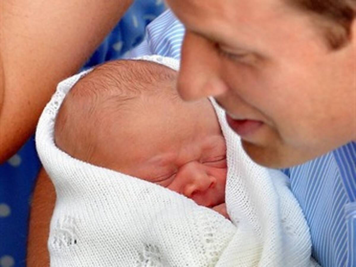 Los duques de Cambridge llaman George Alexander Louis a su primer hijo