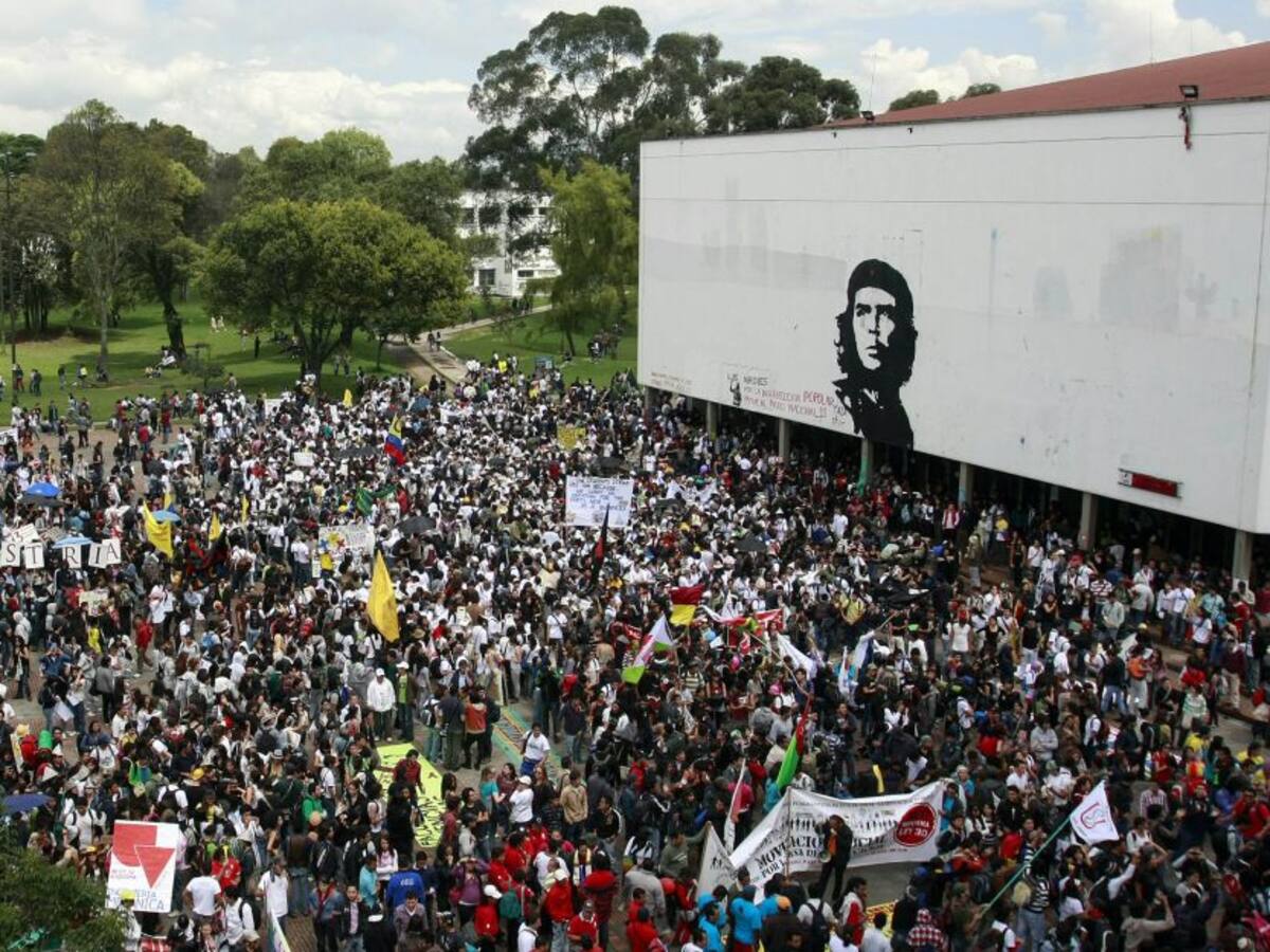 Universidades llaman al Gobierno al diálogo para buscar soluciones