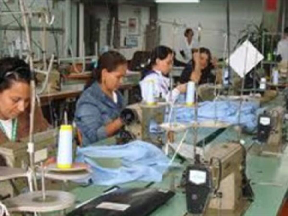 Mintrabajo destaca la reducción del desempleo en noviembre