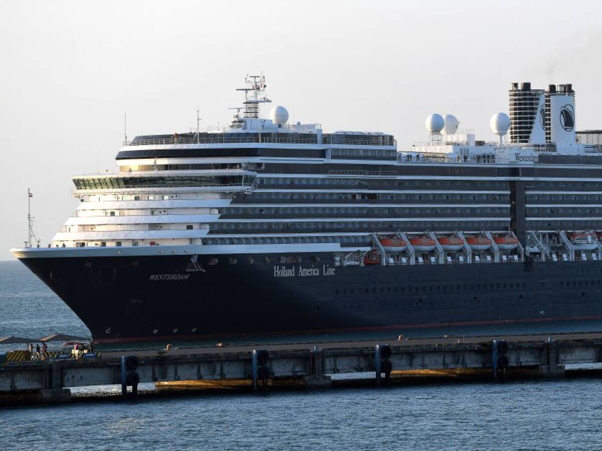 Tras llegar a 5 puertos, desembarcó crucero con casos de Coronavirus