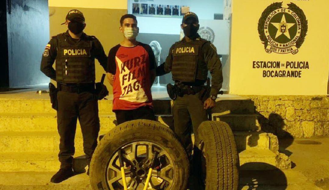 Se investiga si este sujeto, oriundo de Bogotá, estaría vinculado en el hurto de accesorios, repuestos y autopartes