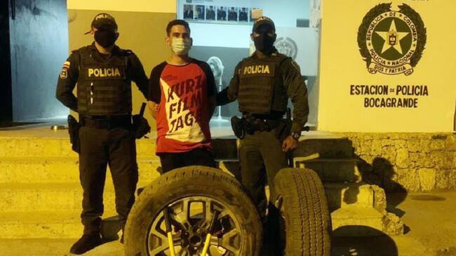 Se investiga si este sujeto, oriundo de Bogotá, estaría vinculado en el hurto de accesorios, repuestos y autopartes