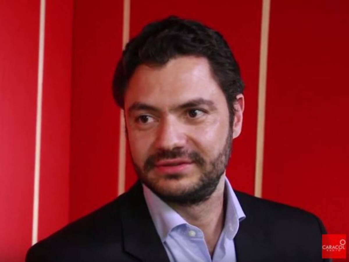 Un estudiante nunca debe perder la ambición: profesor Eduardo Behrentz