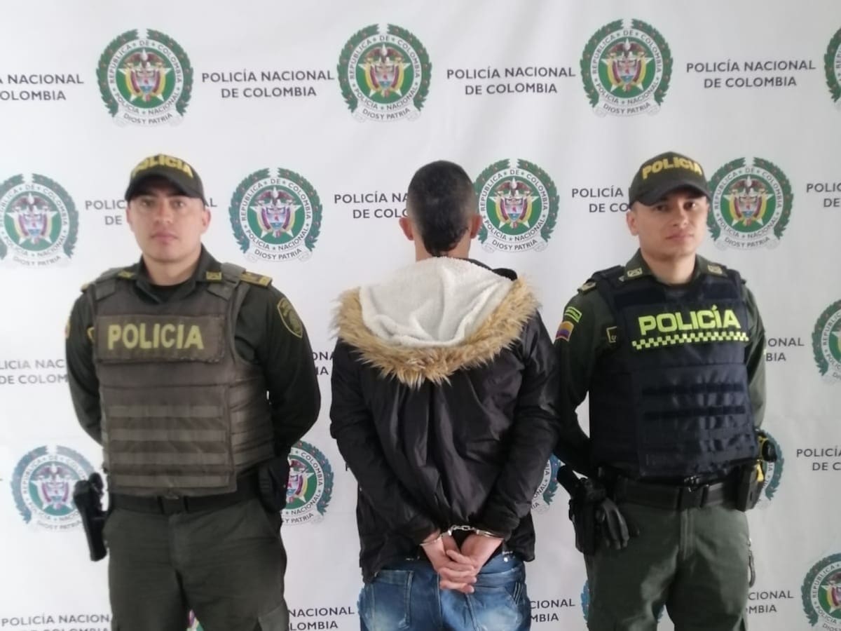 Sorprenden a un joven con un arma de fuego en me dio de una riña en El Nevado, Manizales