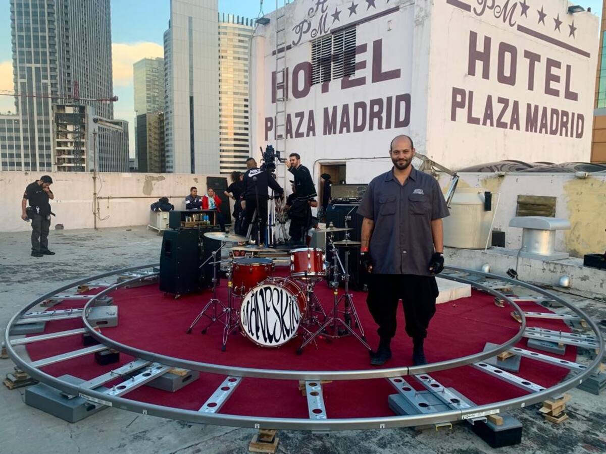 Un colombiano dirigió video de la banda italiana de rock Maneskin