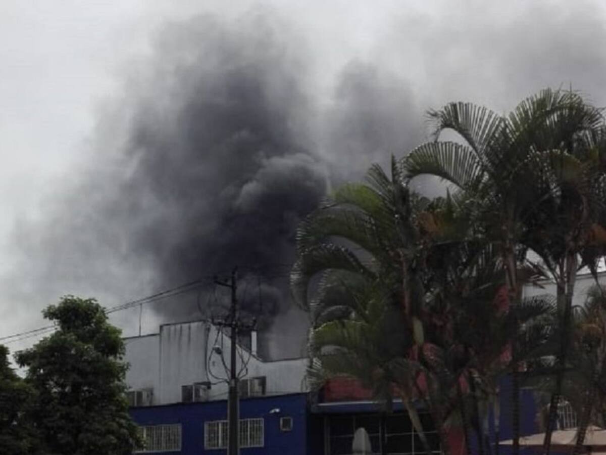 Dos personas lesionadas durante incendio en una fabrica de Itagüí