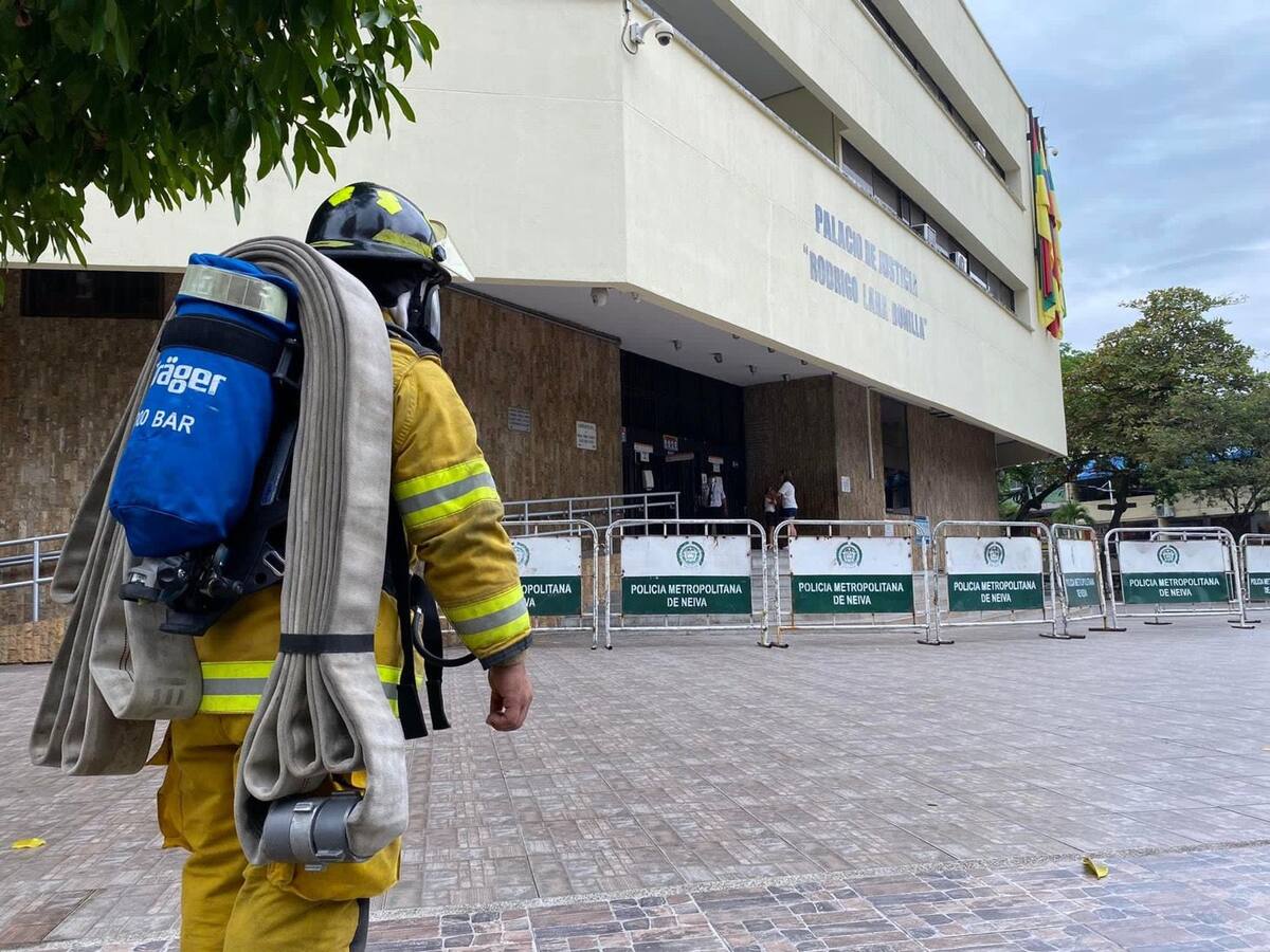 Doce municipios del Huila cuentan con cobertura de bomberos persisten vacíos por falta de convenios