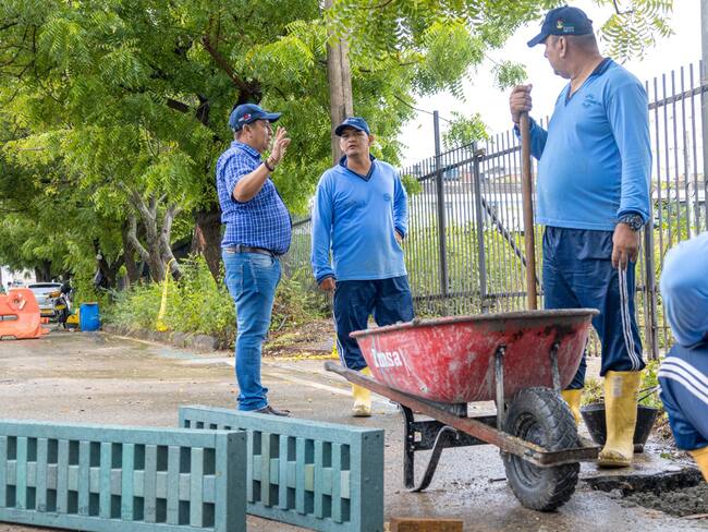 Se dio inicio a la ejecución de un contrato por $280 millones, para la instalación de rejillas en madera plástica no reciclable