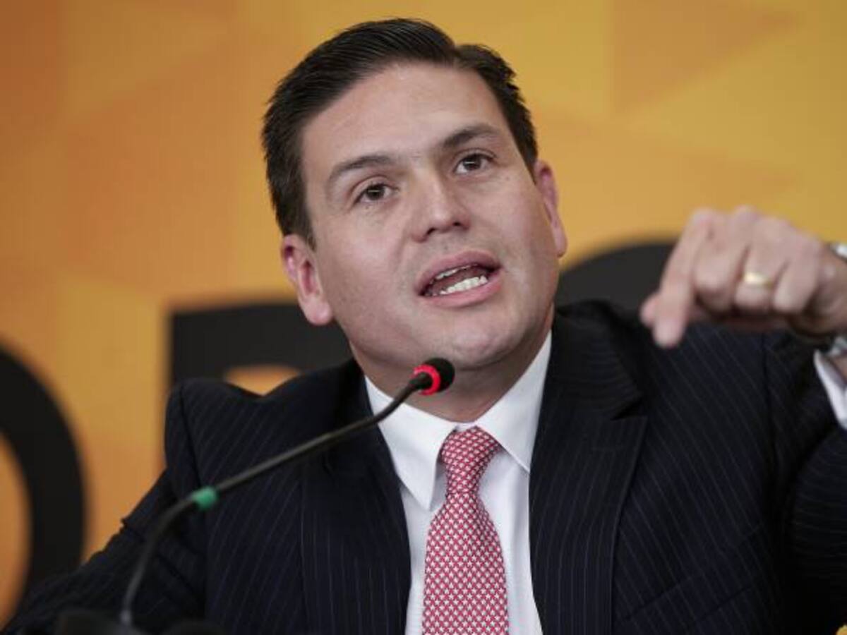 Exministro Pinzón pidió al Gobierno aclarar quién pagó la ‘fiesta’ de las Farc en la Plaza de Bolívar