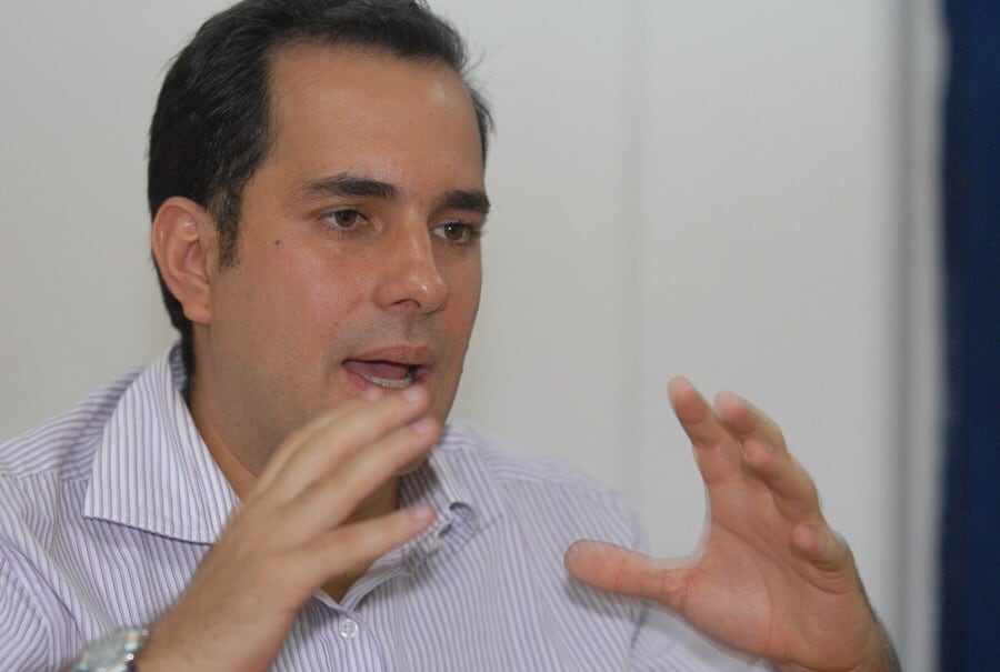 El protagonista de esta historia era candidato al Senado hasta anoche (9 de marzo) y se llama Daniel García Arizabaleta, número 99 en el tarjetón del Centro Democrático