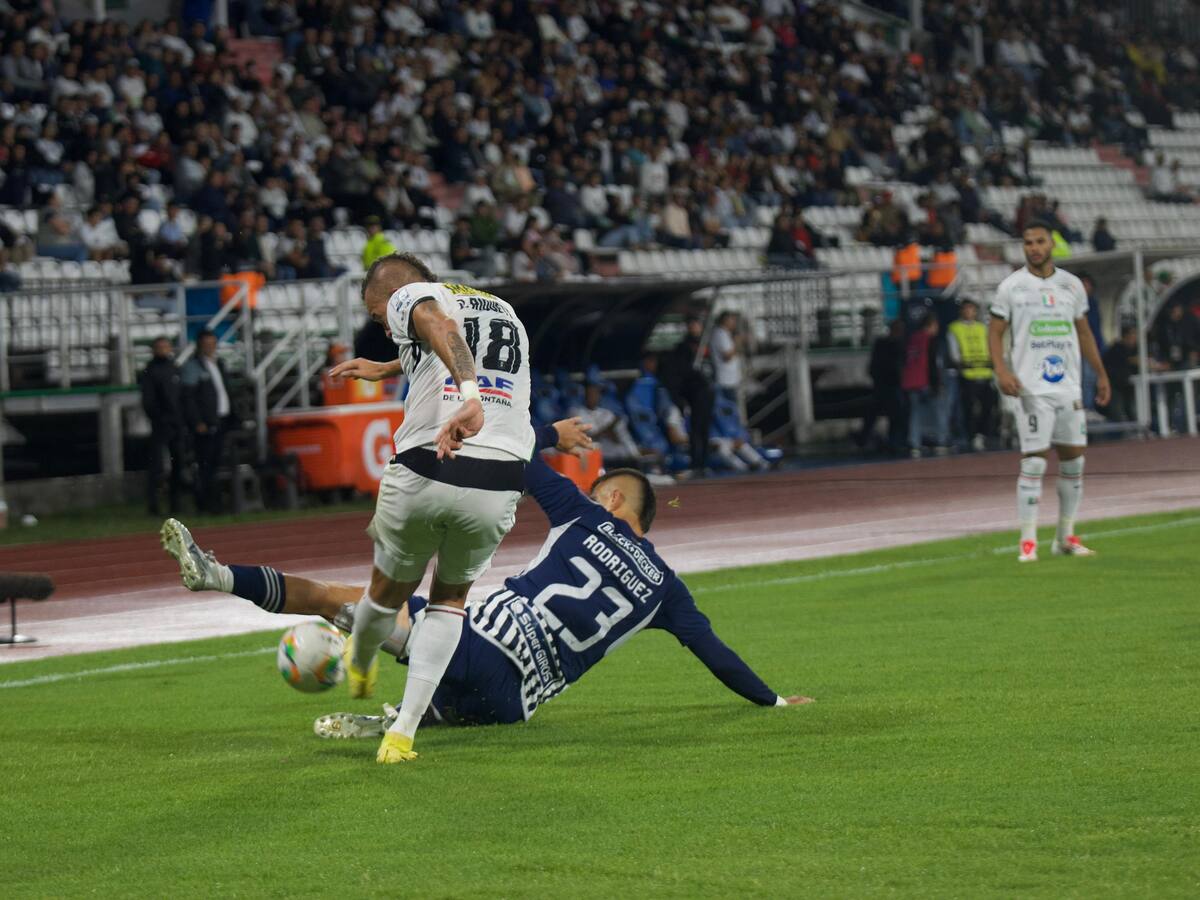 Once Caldas evita la derrota ante el líder Junior, de la mano de Jefry Zapata: Resumen del partido