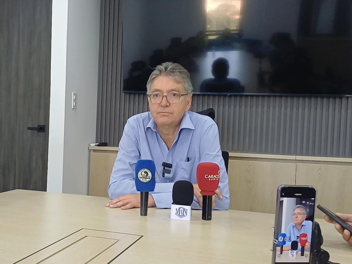 Precandidato presidencial Mauricio Cárdenas presentó en Boyacá su visión de país en seguridad