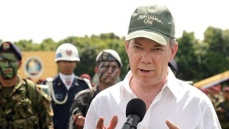 Santos le asegura a La U que mantendrá la ofensiva militar hasta cuando haya condiciones para un acercamiento de paz