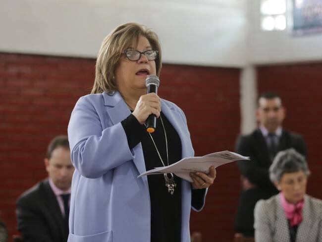 Gloria María Borrero evitó su salida a través de moción de censura