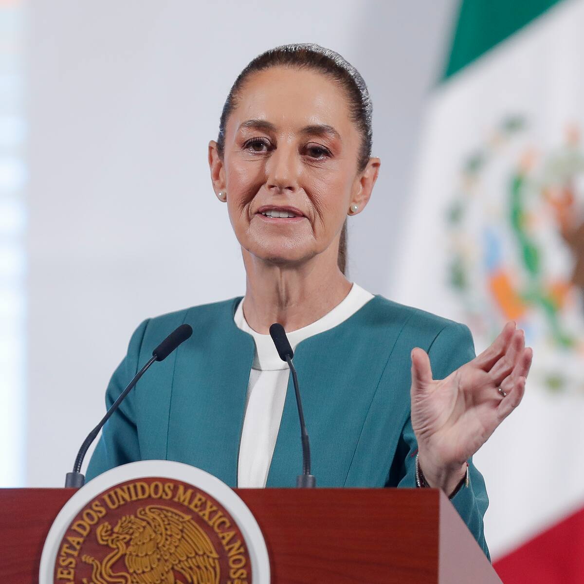 Hackean teléfono y correo electrónico de la presidenta mexicana Claudia Sheinbaum
